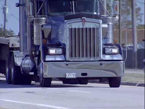 Kenworth W-900