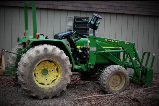 2000 John Deere 990