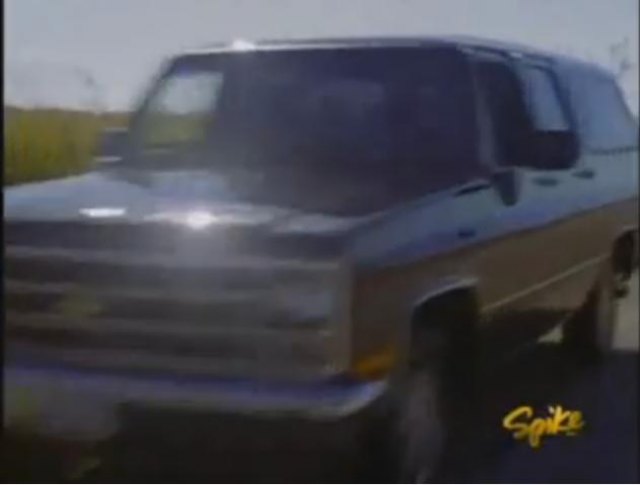 1989 Chevrolet Suburban Scottsdale [R/V-2500]
