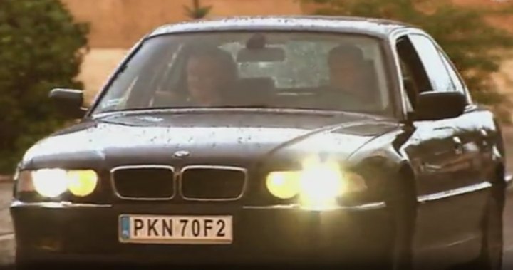 2001 BMW 730d [E38]