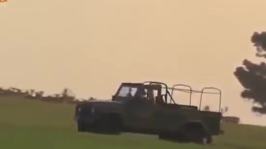 Land-Rover Defender 110