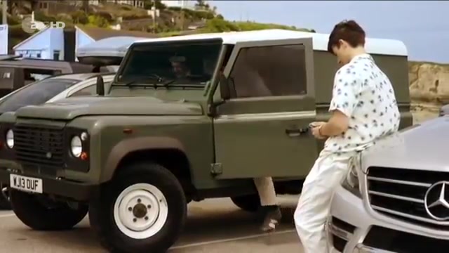 2013 Land-Rover Defender 110 Hard Top Td5