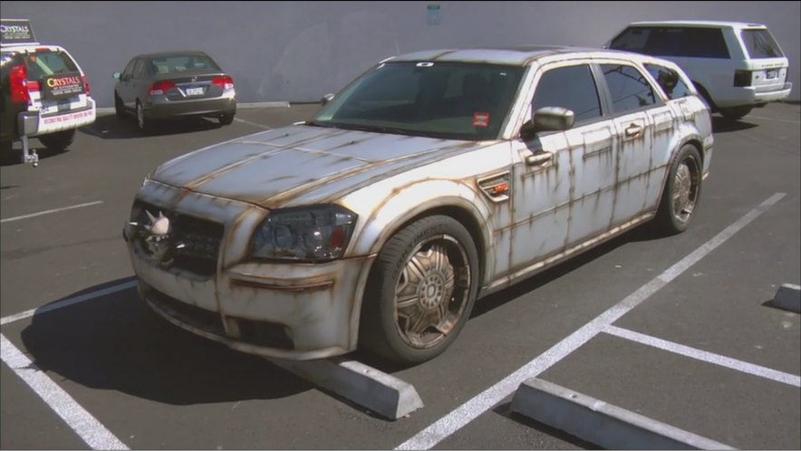 2006 Dodge Magnum [LX]