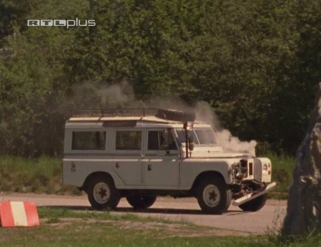 1969 Land-Rover 109'' Series IIa Station Wagon