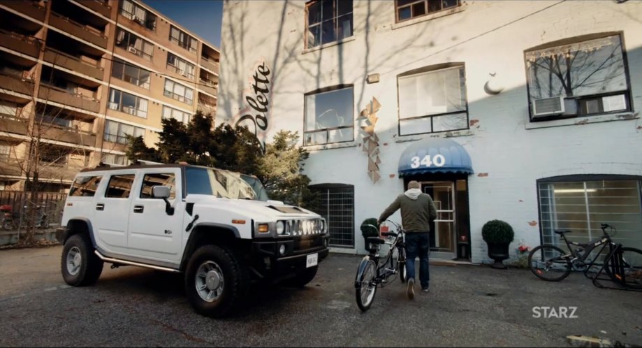 2003 Hummer H2 [GMT820]