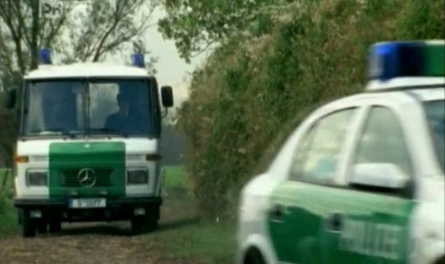 Mercedes-Benz [T2]