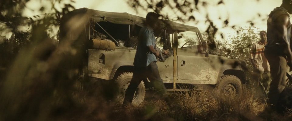 Land-Rover Defender 110