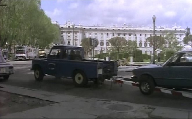 Land-Rover Santana 109'' Series II