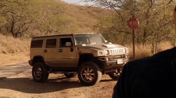 2003 Hummer H2 [GMT820]