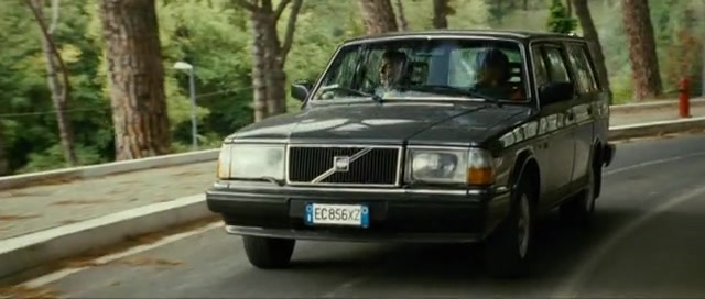 Volvo 240 GLE Injection [245]