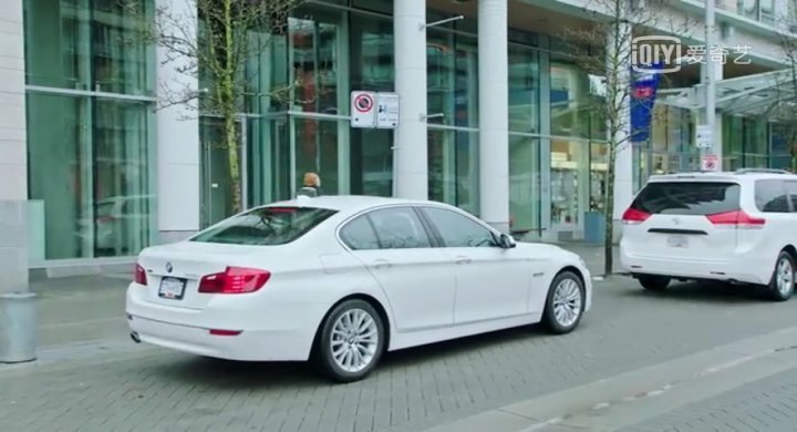 BMW 528i [F10]