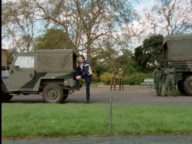 Land-Rover 88'' Series III Light-Weight