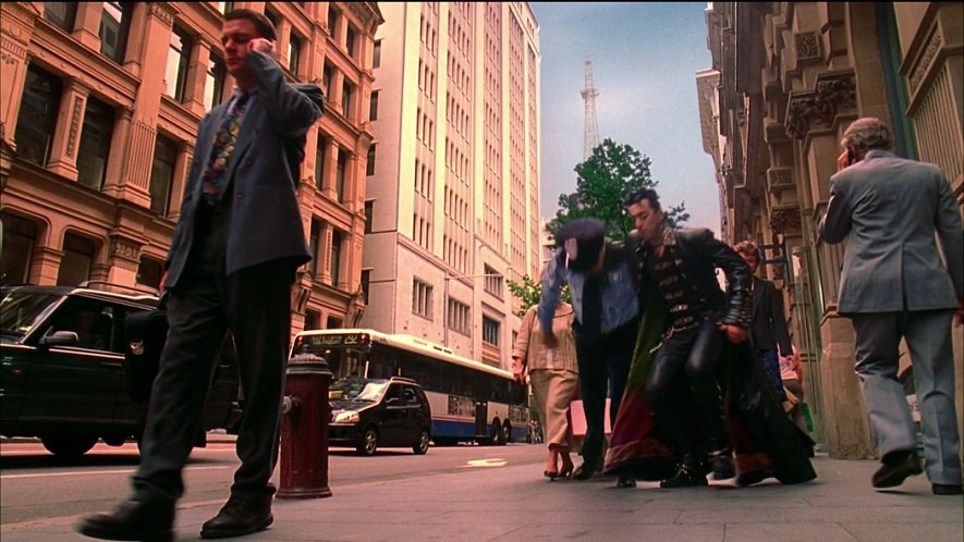 Land-Rover Discovery Series II [L318]