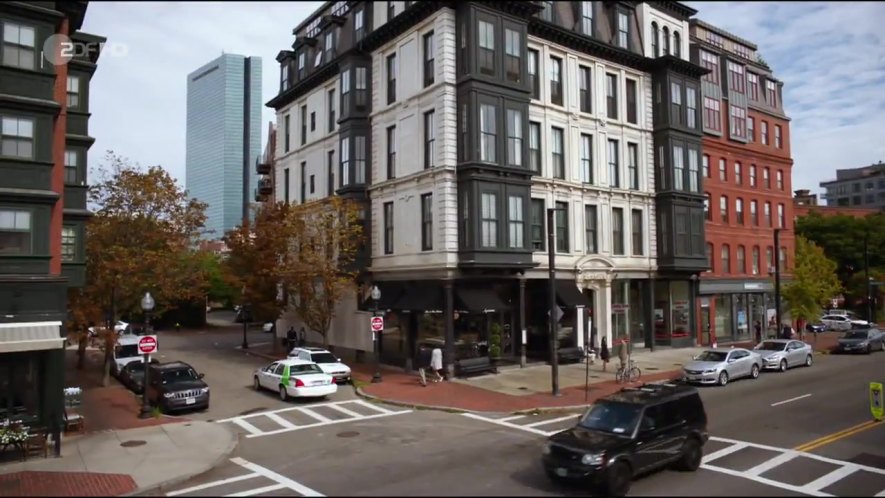 Land-Rover LR4 [L319]