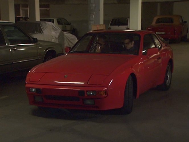 Porsche 944
