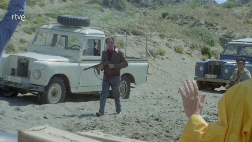 Land-Rover Santana 109'' Series IIa