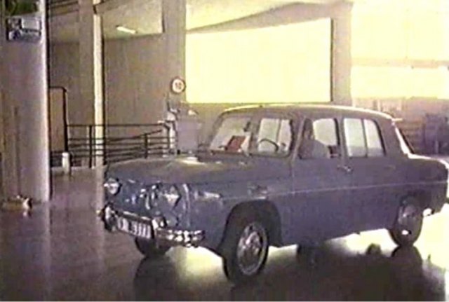 Renault 8