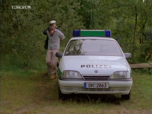 1987 Opel Omega 2.0i Automatik Polizei [A]