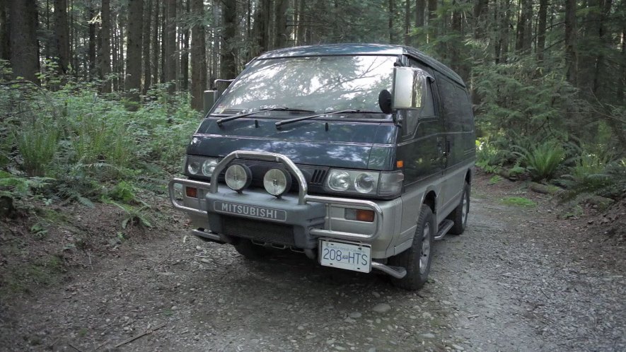 1990 Mitsubishi Delica Star Wagon Super Exceed 4WD [P20]