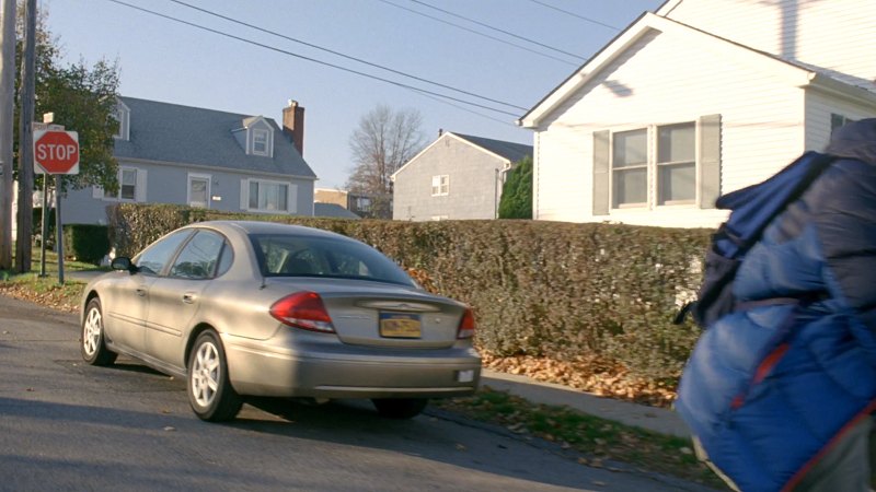 2005 Ford Taurus SE [D186]