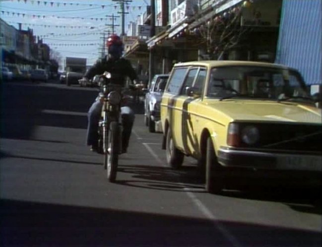 1976 Volvo 245