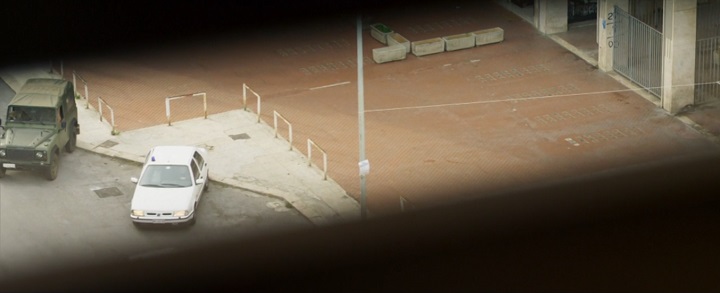 Land-Rover Defender 90