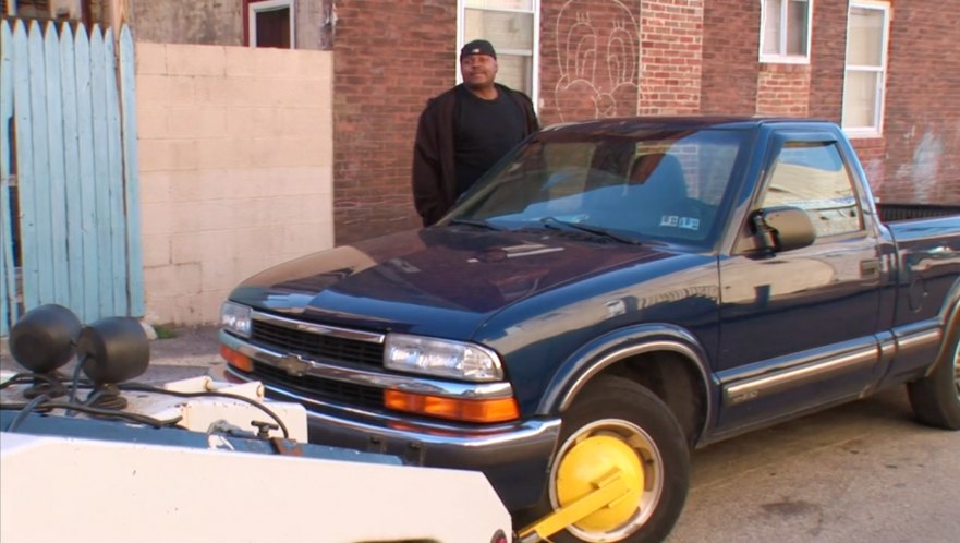 1999 Chevrolet S-10 [GMT325]