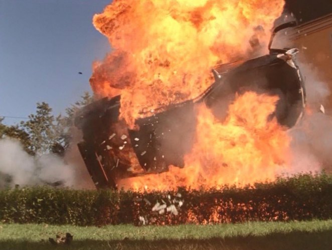 1985 Mercedes-Benz modified as 1999 S-Klasse W220 [W124]