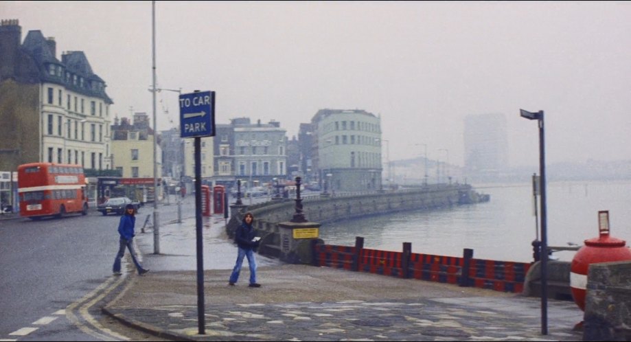 AEC Regent V Park Royal