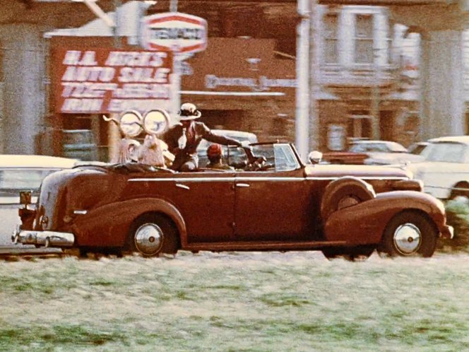 1937 Cadillac Series 85 V12 Convertible Sedan