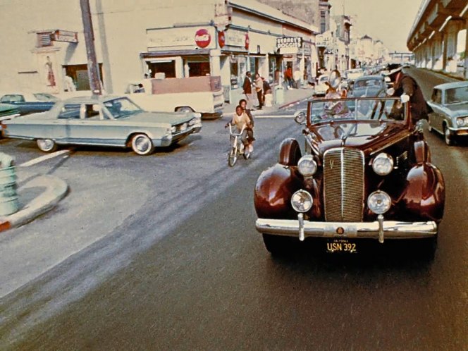 1967 Chrysler Newport 4-Door Sedan [CE41]