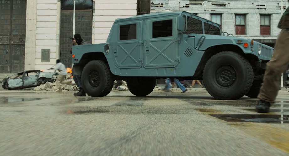 AM General HMMWV M1043