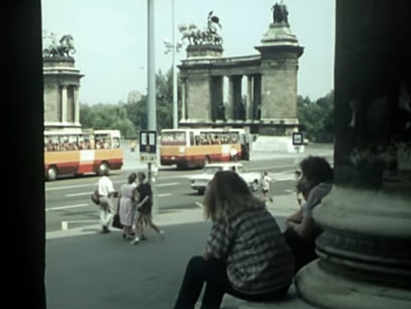 Ikarus 256