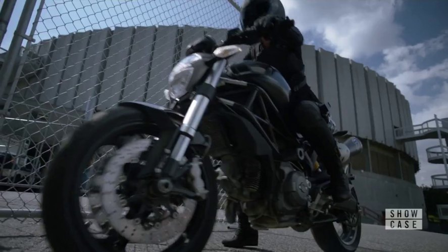 Ducati Monster 696