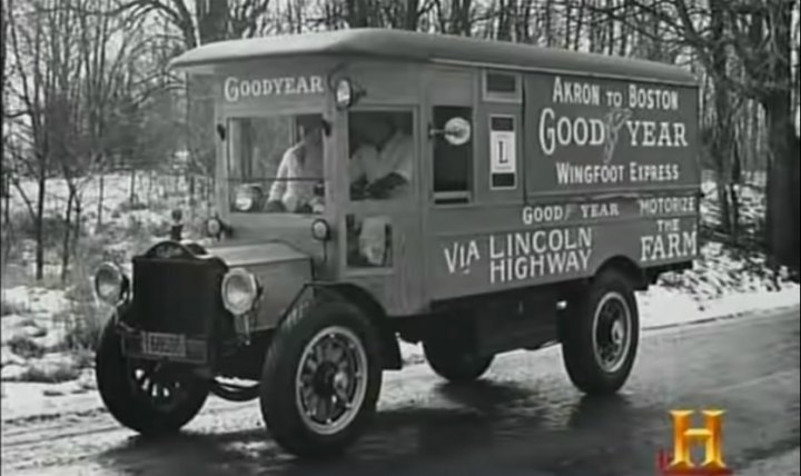 1917 Packard Model E