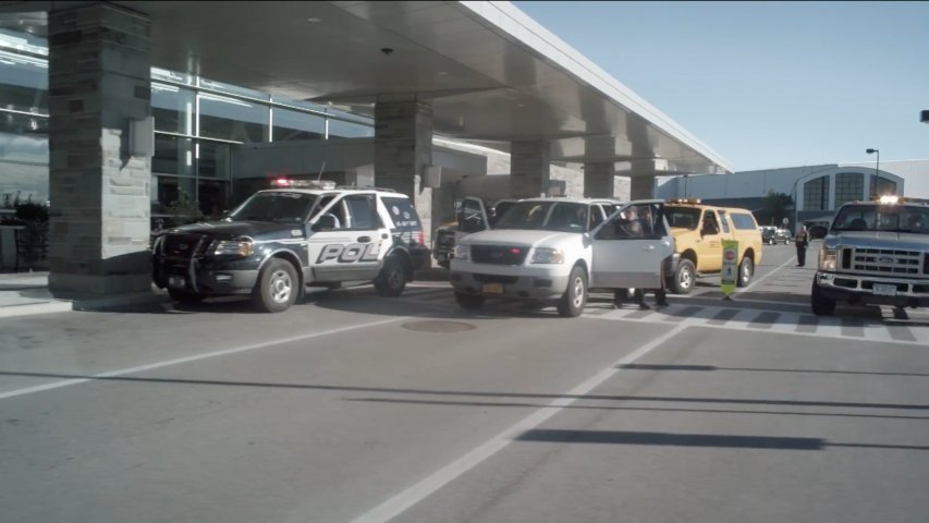 2003 Ford Explorer [U152]