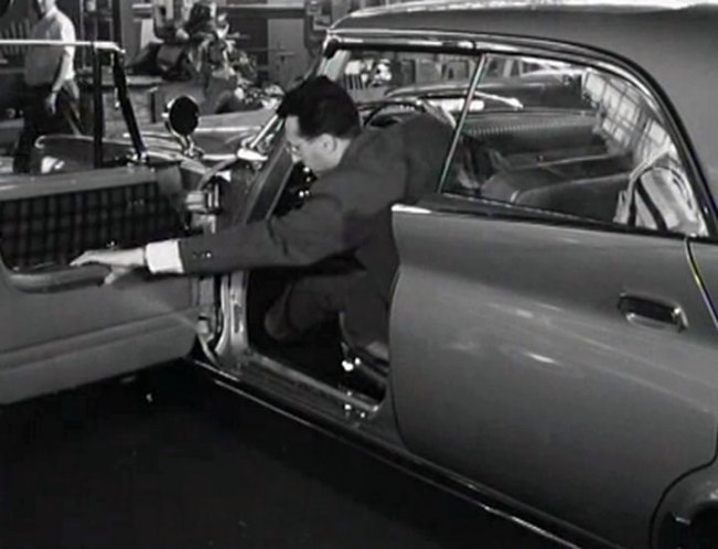 1961 Chrysler Newport 4-Door Hardtop [RC1-L-43]