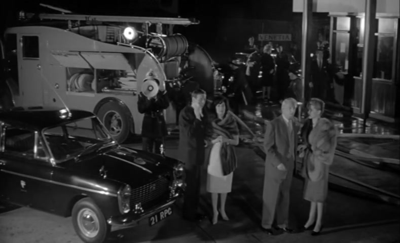 1952 Leyland Comet Windover