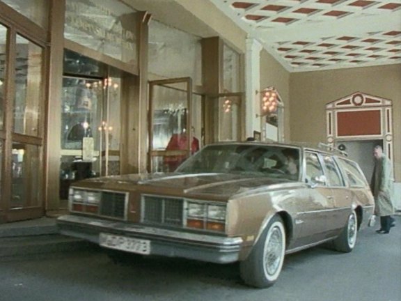 1979 Oldsmobile Custom Cruiser