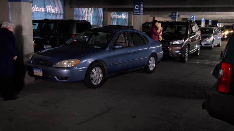 2004 Ford Taurus SEL [D186]