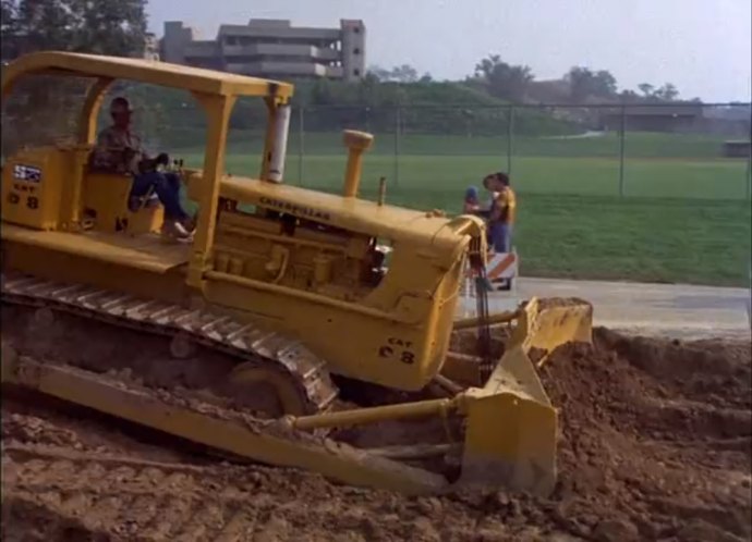 Caterpillar D8