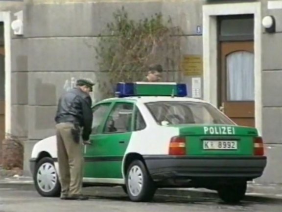 1989 Opel Vectra GL [A]