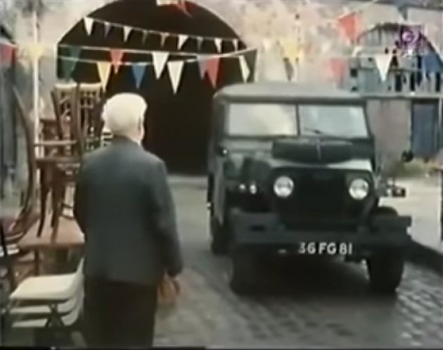 1968 Land-Rover 88'' Series IIa Light-Weight