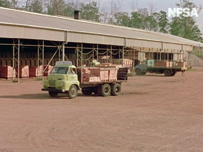 1951 Bedford S-Type Tri-axle conversion flatbed