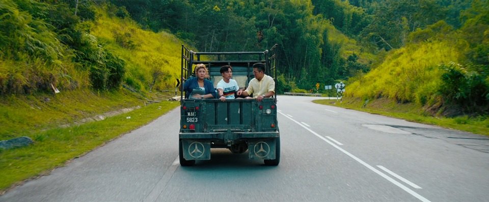 2000 Land-Rover Defender 110 High Capacity Pick-Up