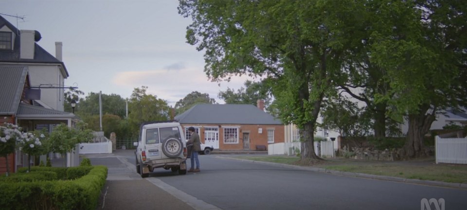 Toyota Land Cruiser Troop Carrier [J75]