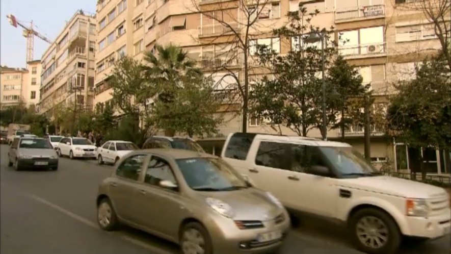 Land-Rover Discovery Series III [L319]