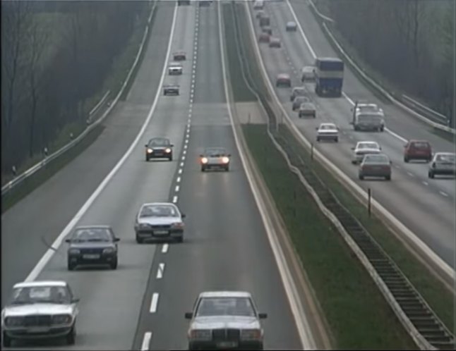 Mercedes-Benz [W124]