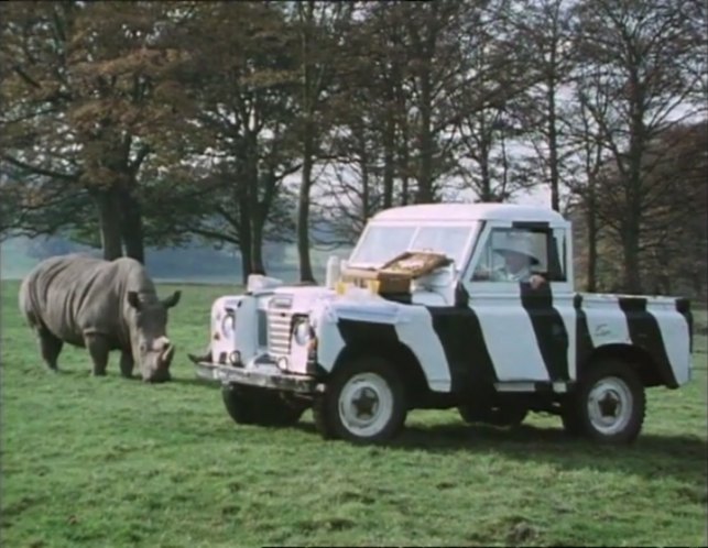 Land-Rover 88'' Series III Pickup