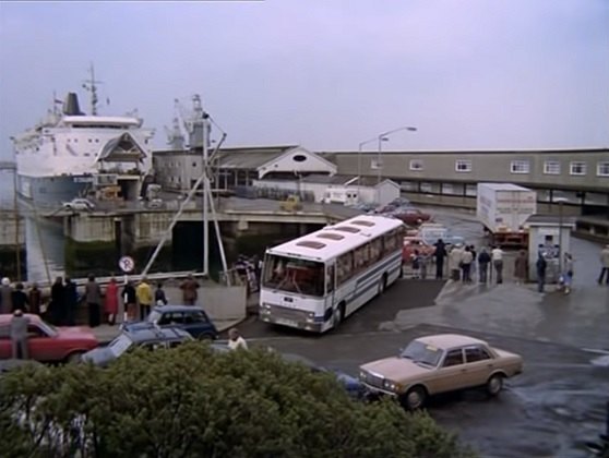 Ford R-1114 Van Hool McArdle